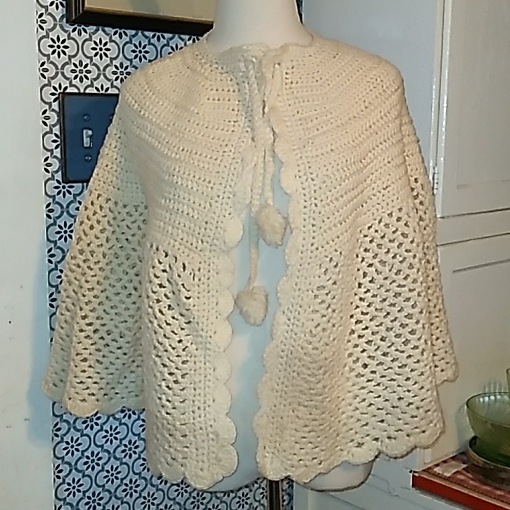 Vintage 1970s cream color homemade crochet shawl